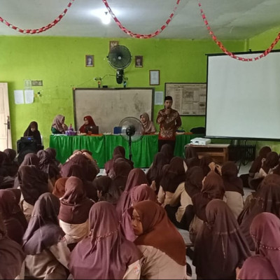 KUA Kecamatan Gantarang Adakan Bimbingan Remaja Usia Sekolah di MTs Bontonyeleng