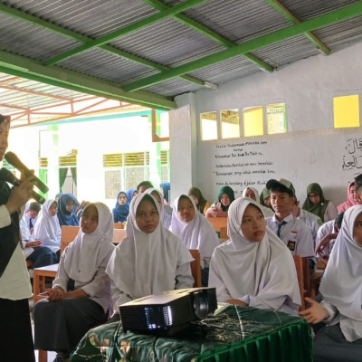 KUA Ujung Bulu Gelar BRUS di LP Al-Ma'arif Bulukumba, Fokus Cegah Pernikahan Anak dan Pergaulan Bebas