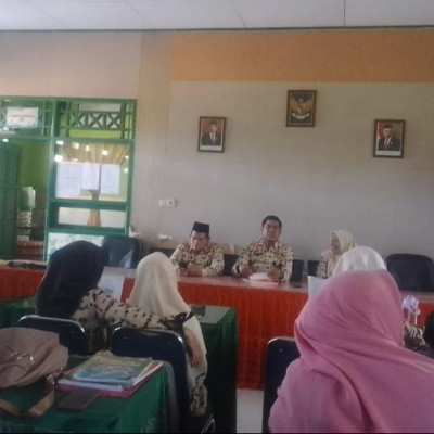 Rapat koordinasi Guru dan Tenaga Pendidikan MAN 4 Bone