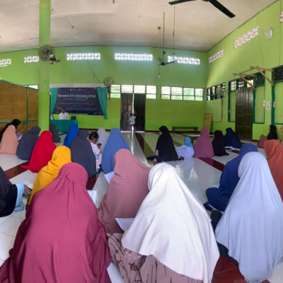 Pengajian Rutin di MAS Darul Istiqamah Bulukumba: Tingkatkan Antusiasme Spiritualitas dan Kebersamaan