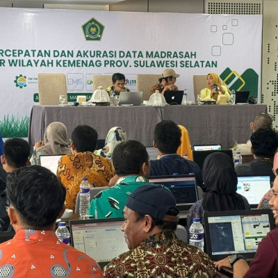 Forkom Bahas Permasalahan Data Madrasah Operator Emis MAN 4 Bone Ikut Terlibat