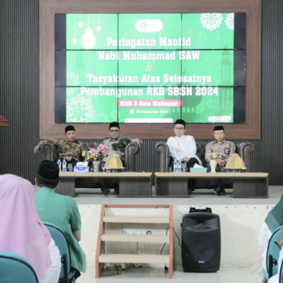 MAN 3 Kota Makassar Gelar Pembinaan ASN Dirangkaikan Peringatan Maulid Nabi Muhammad SAW