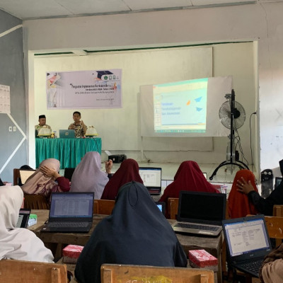 MAS Darul Istiqamah Bulukumba Gelar Workshop IKM: Dorong Pengembangan Kegiatan Belajar Mengajar