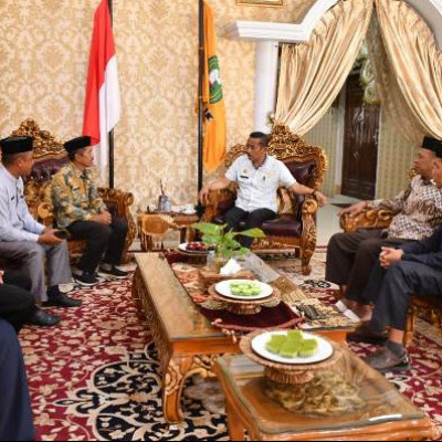 Pj. Bupati Sinjai Terima Audiensi Kakankemenag Sinjai terkait Hari Santri Nasional 2024