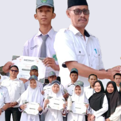 Apresiasi Semangat: Siswa MAN 3 Bone Diberi Penghargaan