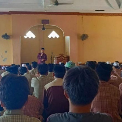 Ikhwan Jalil Semangati Santri PPS Tahfizhul Quran Imam Asy-Syathiby Gowa