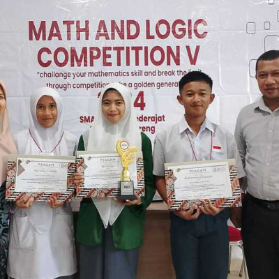 Siswa MAN 1 Kota Parepare Borong Juara di Ajang Math and Logic Competition V IAIN Parepare