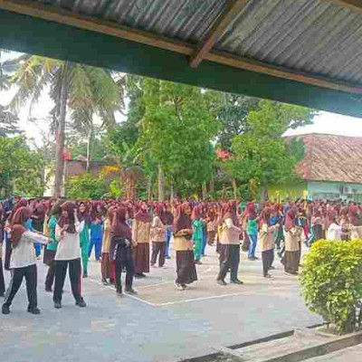 Gelar Jumat Sehat, MTsN Pinrang Laksanakan SKJ