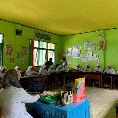 Tim Inti Nasional AKMI Lakukan Visitasi di MTs Ma'had Hadits Al-Junaidiyah Biru Bone