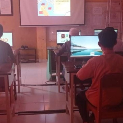 Siapkan Santri Hadapi Era Digital, PPTQ Imam Asy-syathiby Gowa Luncurkan Eskul IT