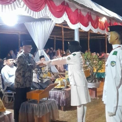 Tampil Keren, Paskibra Pesantren Babussalam Arrahmah di MTQ XXXV Tompobulu