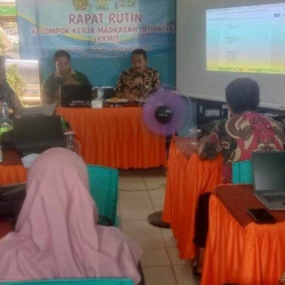 Kasi Penmad Kemenag Gowa Hadiri Rapat KKMI Wilayah III di MIM Kampung Daeng