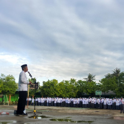 H. Muslimin Galakkan Gerakan Zero Waste Di MAN 2 Bone