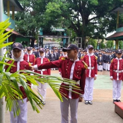 Hari Pahlawan Nasional, Wakamad Sarpras MTsN Gowa Bacakan Amanat Mensos RI