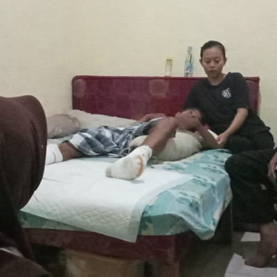 MAN 3 Bone Salurkan Bantuan pada Siswa  Korban Kebakaran.