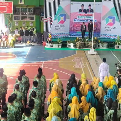 Ratusan Guru Madrasah Hadiri Upacara HGN 2024 Tk.Provinsi Sulawesi Selatan di MAN 2 Makassar