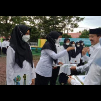 Berkah Ramadhan, Pendidik MIN 2 Sinjai Terima SK Pengangkatan CPPPK