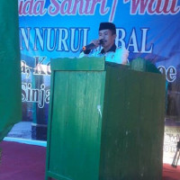 PP Nurul Jibal Sinjai Wisuda 10 Hafidz 30 Juz  