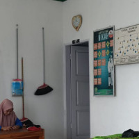 Penyuluh Agama Pulau Sembilan Kolaburasi Dengan Mahasiswa Magang IAIM Sinjai Untuk Membina Majlis Ta'lim