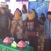 KEPALA KUA KEC SINJAI BORONG HADIRI PERESMIKAN RUMAH DATAKU KAMPUNG KB