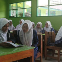 Peserta didik MTs Mursyidut Thullab Lakukan Literasi Al-Quran Pra PBM