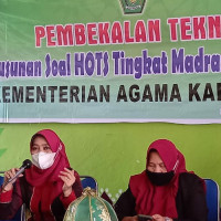 Kakankemenag Gowa Buka Pembekalan Teknis Penyusunan Soal HOTS