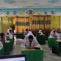 Gelar Simulasi Ujian Madrasah, Ini Harapan Kamad MTs Negeri 4 Sinjai