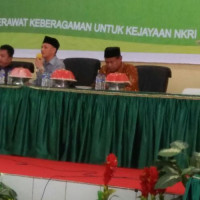 Sahid, S.AG, Pengawas PAI Tingkat Dasar Kota Makassar, Pimpin Sidang Pleno Komisi Di Muswil AGPAII