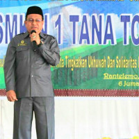Muhammad Tausiyah Pada Perayaan Maulid Nabi Di SMK Negeri 1 Tana Toraja