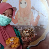 Jerana, Kepala RA Masyithah Bentenge Nyambi Jualan Kue