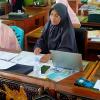 Pengawas Lakukan Validasi Soal Ujian Madrasah di MTsN 2 Enrekang