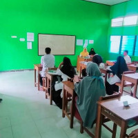 Rapat Rutin Kepala Madrasah Dan Dewan Guru MTsN 1 Tana Toraja