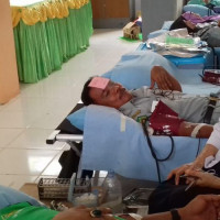 Menyambut HUT RI Ke 73, MAN 2 Parepare Laksanakan Donor Darah