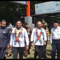 H.ROSLAN HADIRI PERESMIAN GEDUNG BARU RUTAN SINJAI