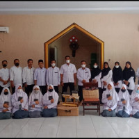 MAN 1 Sinjai Terima Bantuan Al Qur'an Program Tahfidz