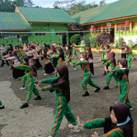 MIN 3 Sinjai Lakukan Giat Senam Bersama