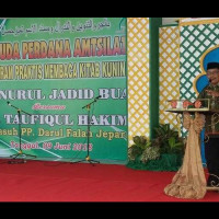 WISUDA SANTRI PEMBACA KITAB KUNING PESANTREN NURUL JADID BUA