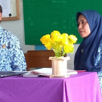 Kakankemenag Lutim Samakan Persepsi Jam Kerja bersama Kepala Madrasah