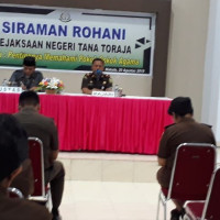 Kejari Tana Toraja Gelar Siraman Rohani, Jefri Pananging : Kemenag Sudah Merupakan Bagian Dari Kita