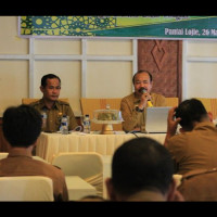 H. ABDUL WAHID TUTUP RAKER KEMENAG BARRU 