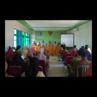 KEPALA MADRASAH  KAB.JENEPONTO BERKUMPUL DI AULA KEMENAG.  