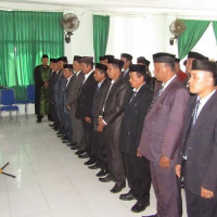 Kepala Kantor Kemenag Bone Lantik 25 Penghulu