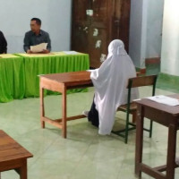 Kepala Kantor Kemenag Bone Pantau USBN PPS Wustha Hidayatullah