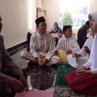 Santri TPQ Sekecamatan Tallo Munaqasyah di Masjid Assyuro