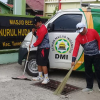 Kemenag Bone Cycling Club Kerja Bakti