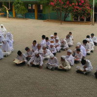 Meningkatkan SQ Siswa, MTsN Parepare Gelar Yasinan Setiap Jum'at di Lingkungan Sekolah