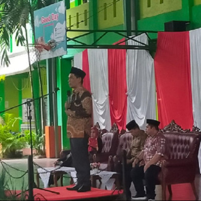 Plh. Kakankemenag. Kota Makassar Membuka Secara Resmi Kompetisi Sains Madrasah (KSM) Tahun 2022